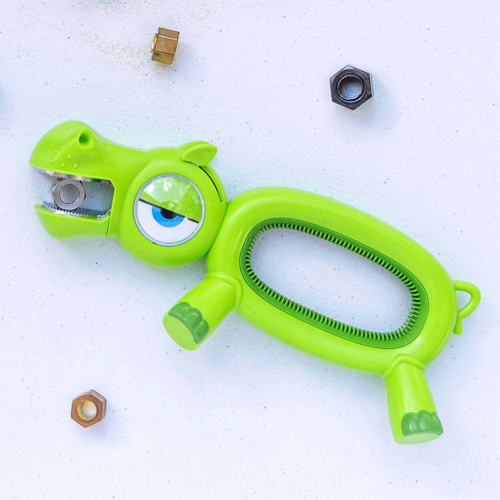 Chomp the Green Hippo Kids Wrench - HandyFamm